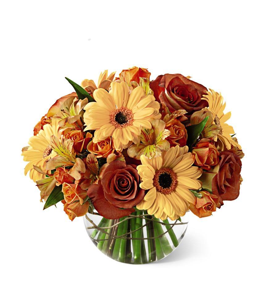 The FTD® Natural Elegance Bouquet - Shalimar Flower Shop