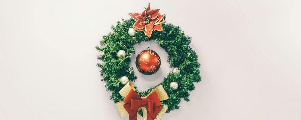 Bring Happiness into Your Home With Holiday Flowers - Shalimar Flower Shop